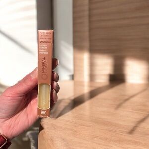 Mineral Fusion Hydro-Shine Lip Gloss - Creamy Santorini